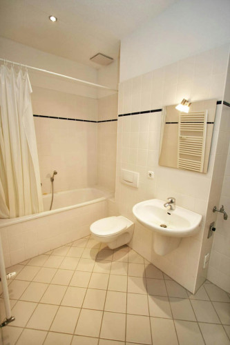 Esmarchstraße, Berlin