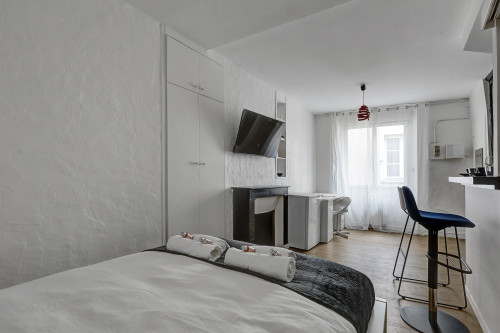 Following the Grenelle Summit: Studio apartment at the foot of the Eiffel Tower