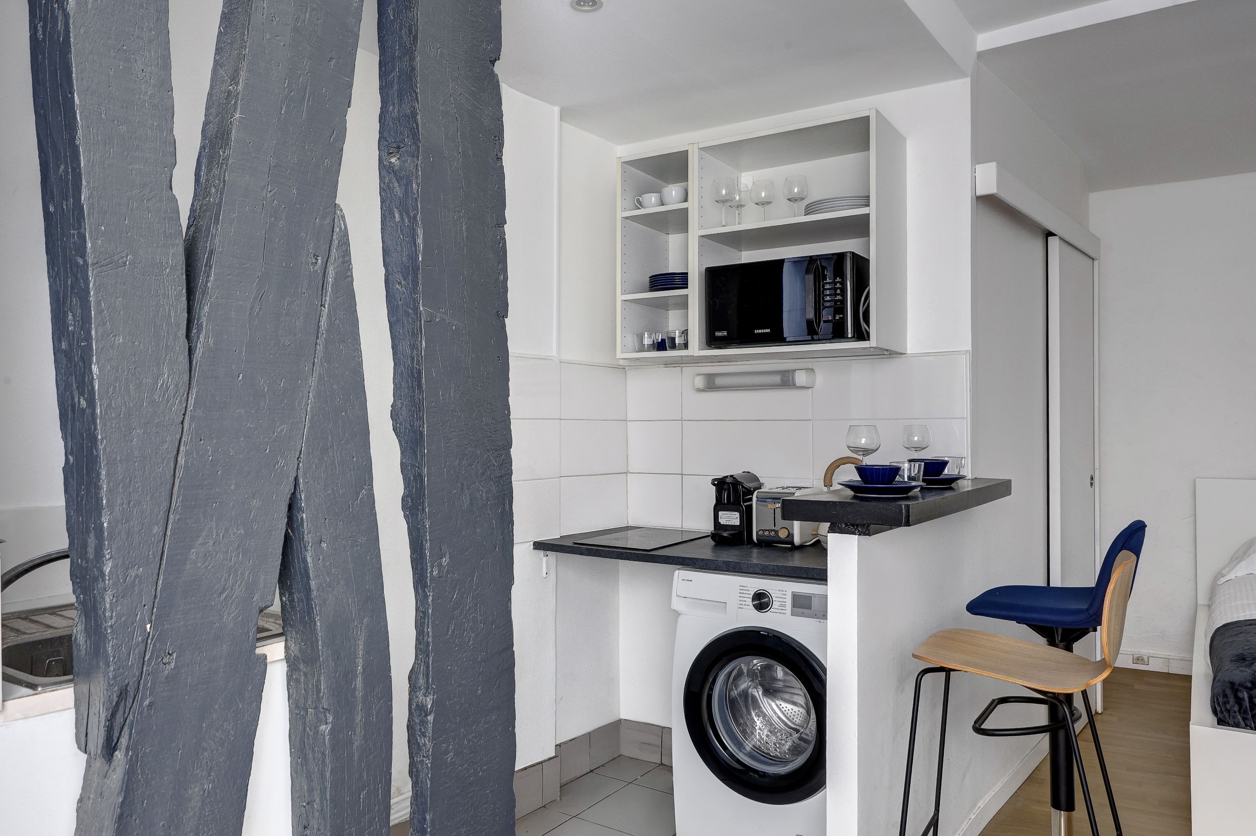  Following The Grenelle Summit: Studio Apartment At The Foot Of The Eiffel Tower  -  Following the Grenelle Summit: Studio apartment at the foot of the Eiffel Tower  - Gallery -  6