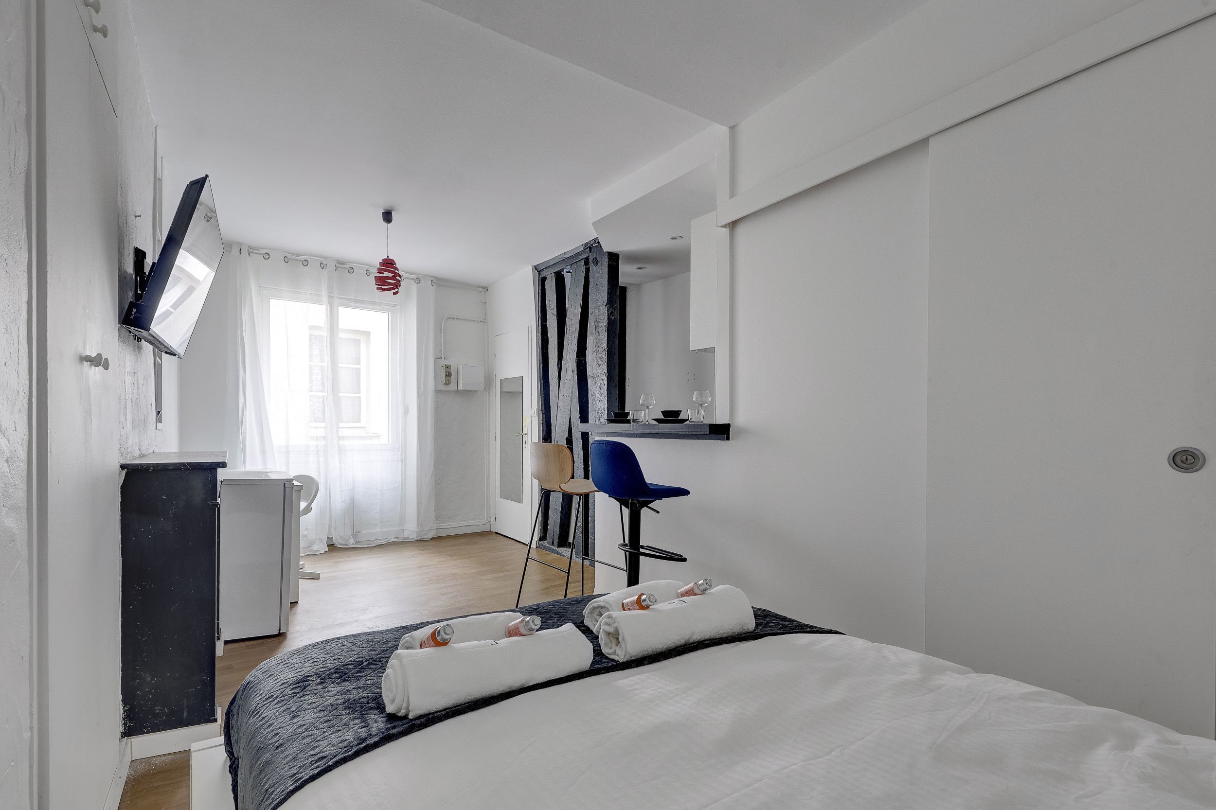 Following The Grenelle Summit: Studio Apartment At The Foot Of The Eiffel Tower - Following the Grenelle Summit: Studio apartment at the foot of the Eiffel Tower - Gallery - 4