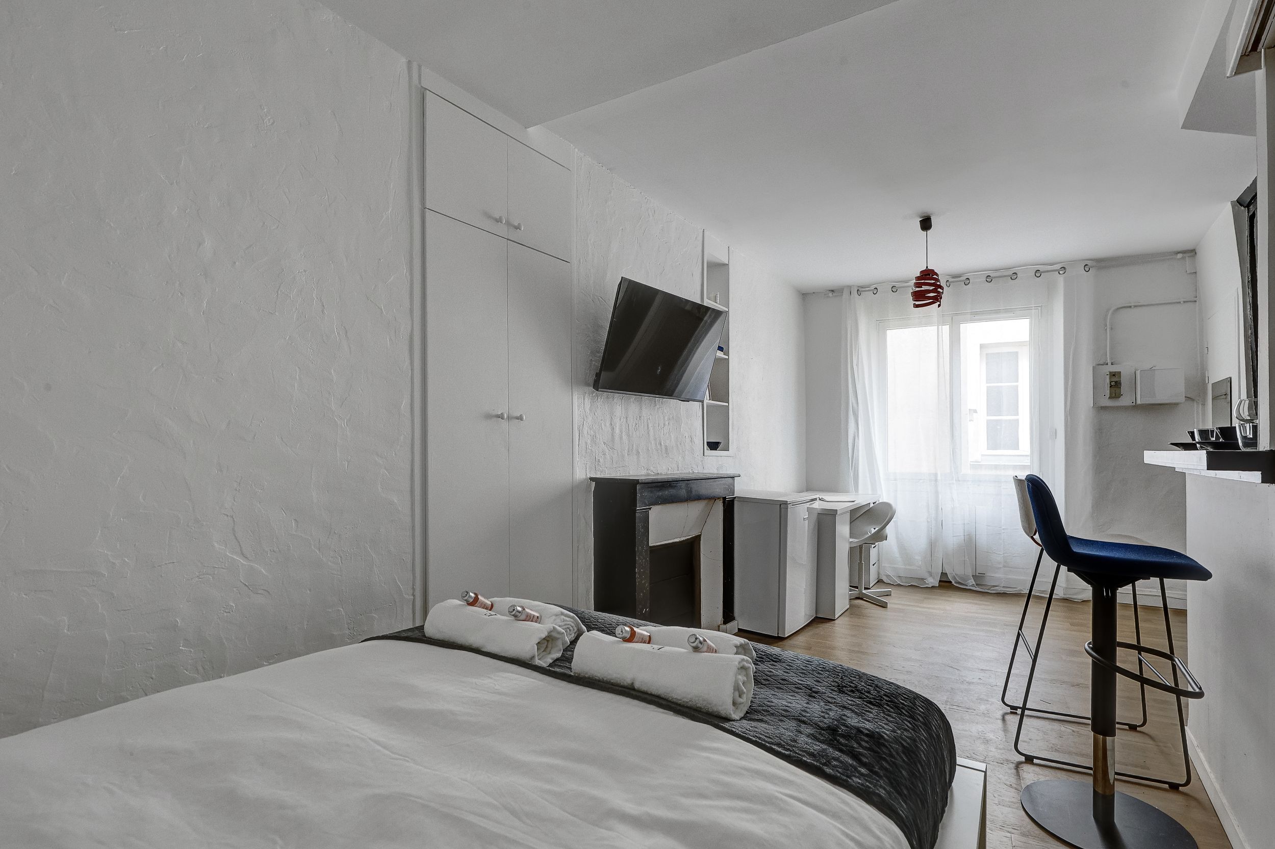 Following The Grenelle Summit: Studio Apartment At The Foot Of The Eiffel Tower - Following the Grenelle Summit: Studio apartment at the foot of the Eiffel Tower - Gallery - 2