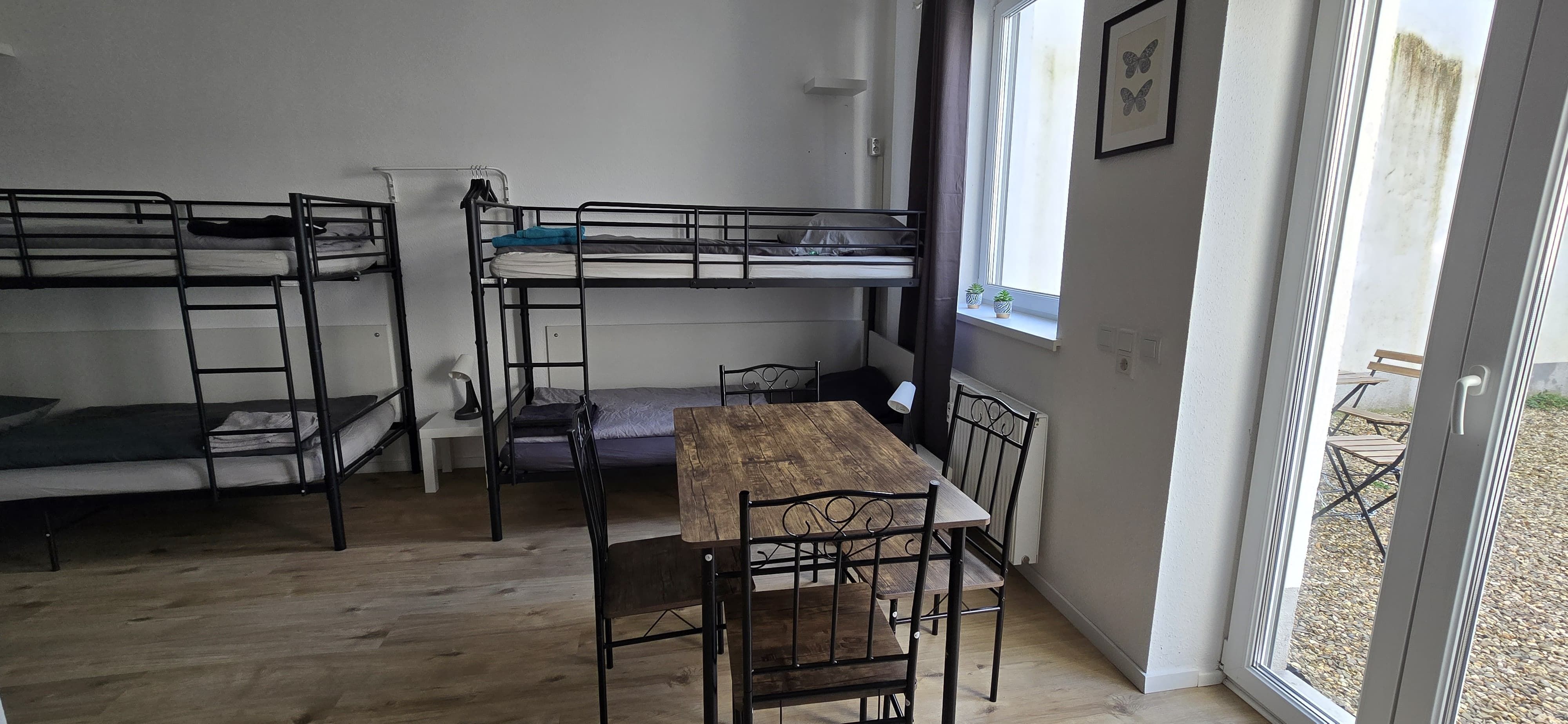  Neat Studio In Popular Area  -  Neat studio in popular area  - Gallery -  4