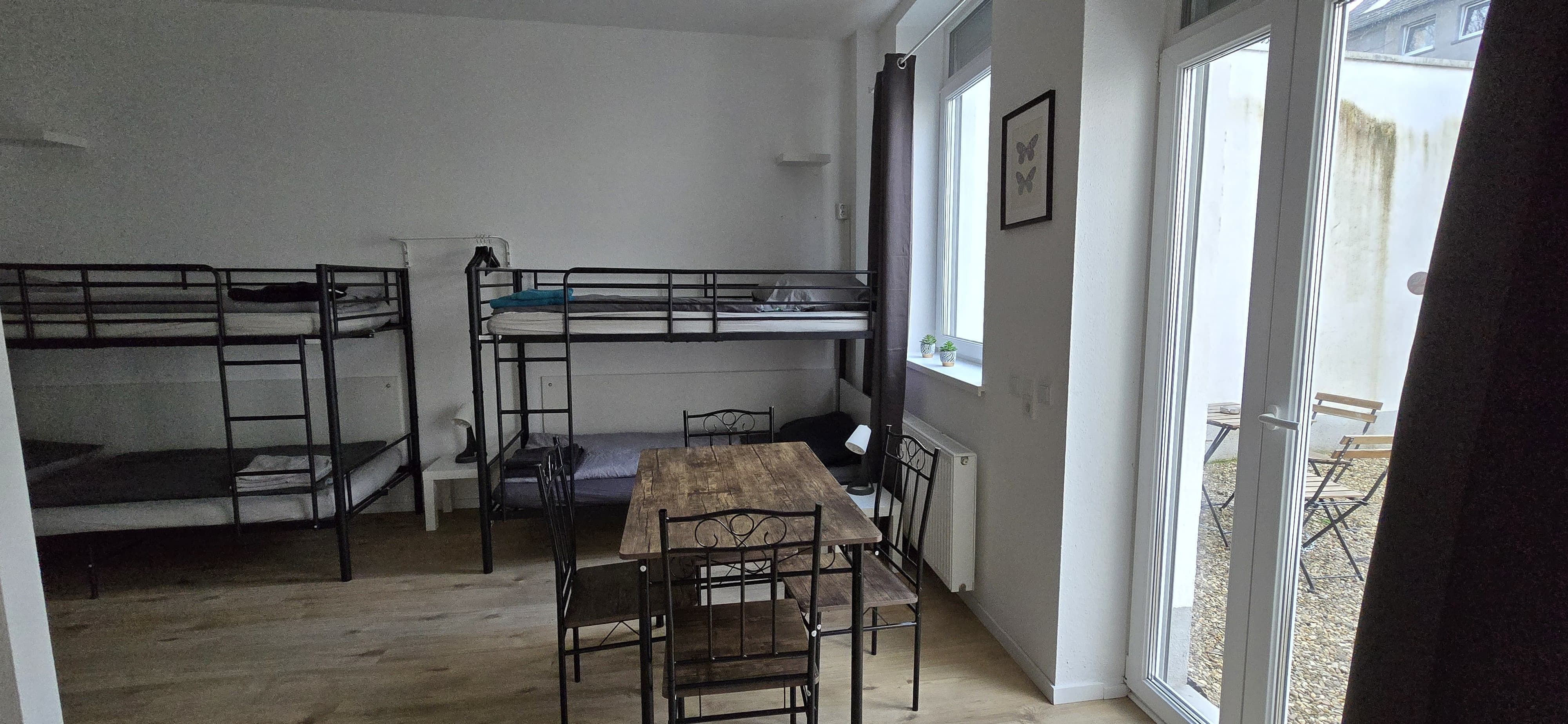  Neat Studio In Popular Area  -  Neat studio in popular area  - Gallery -  11