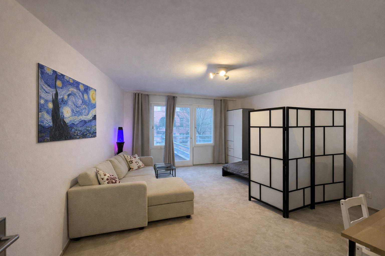 Stylish Apartment With Balcony In Trendy Area - Stylish Apartment with Balcony in Trendy area - Gallery - 2