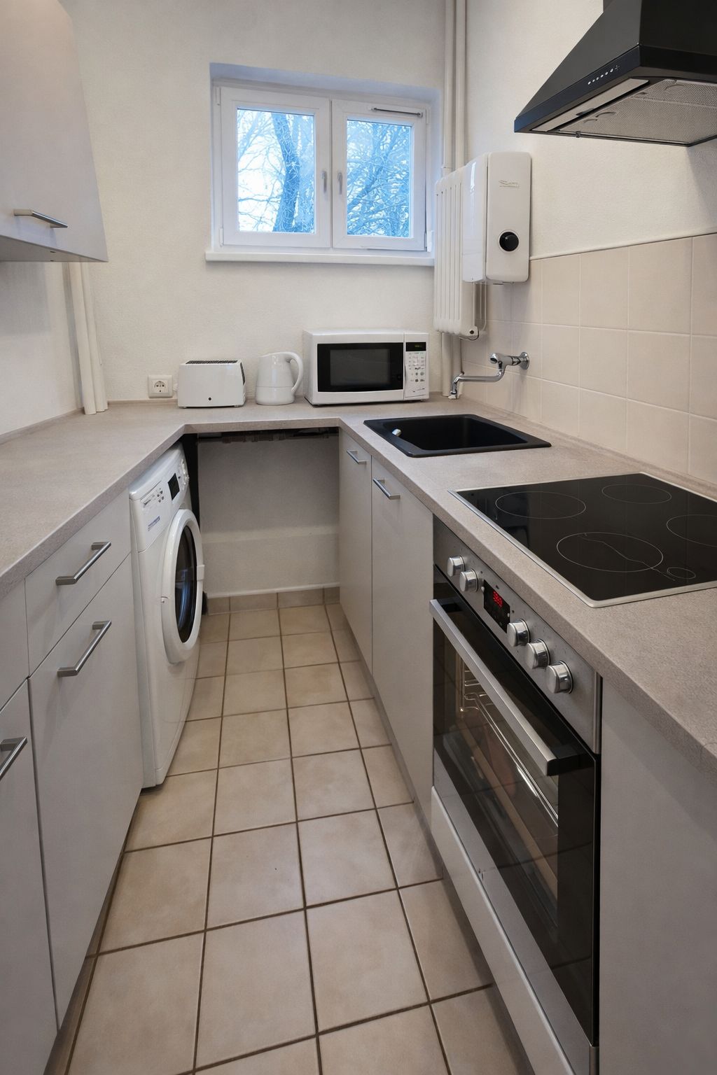  Stylish Apartment With Balcony In Trendy Area  -  Stylish Apartment with Balcony in Trendy area  - Gallery -  7