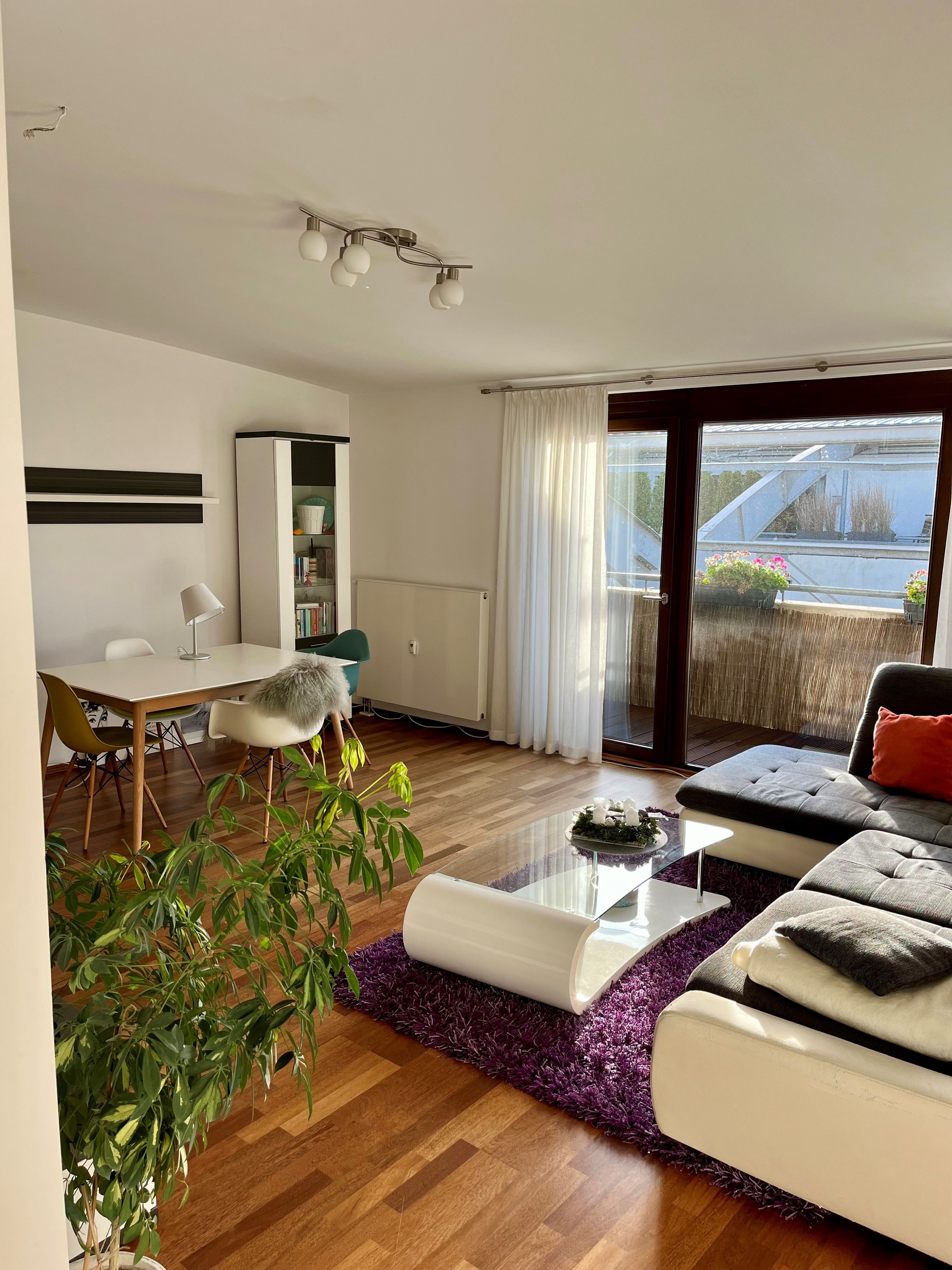  Modern And Furnished Apartment With A South-Facing Balcony.  -  Modern and furnished apartment with a south-facing balcony.  - Gallery -  14