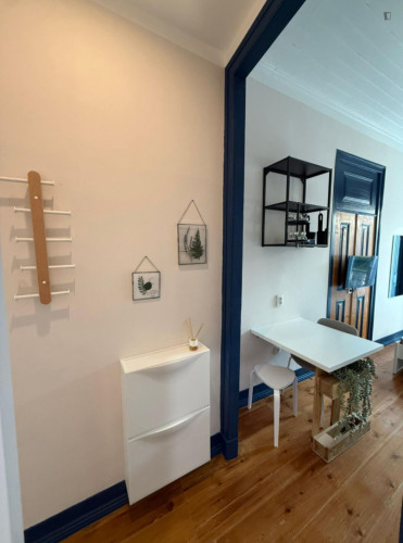 Brilliant Studio with a balcony close to Santarém Train Station   - Gallery -  5