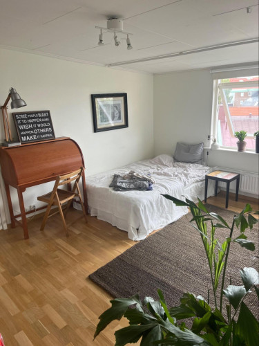 Cozy Double Bedroom close to University of Gothenburg