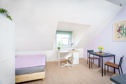 Bright studio in Prague - Gallery - 8