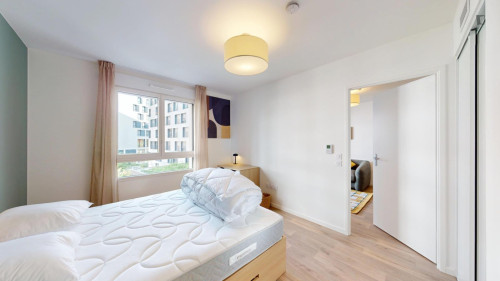 Appealing double bedroom apartment in Asnières-sur-Seine neighbourhood