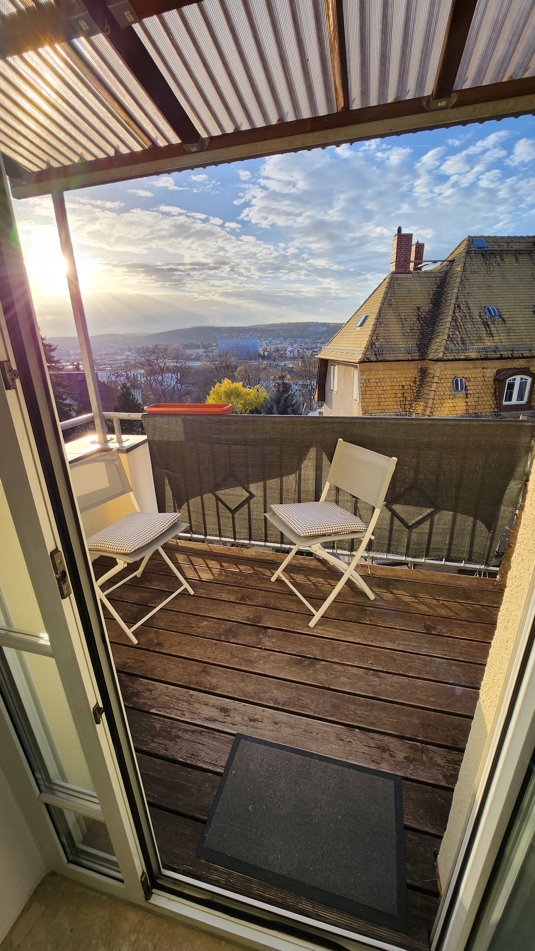 Modern Apartment With Nice Gera Balcony View - 24