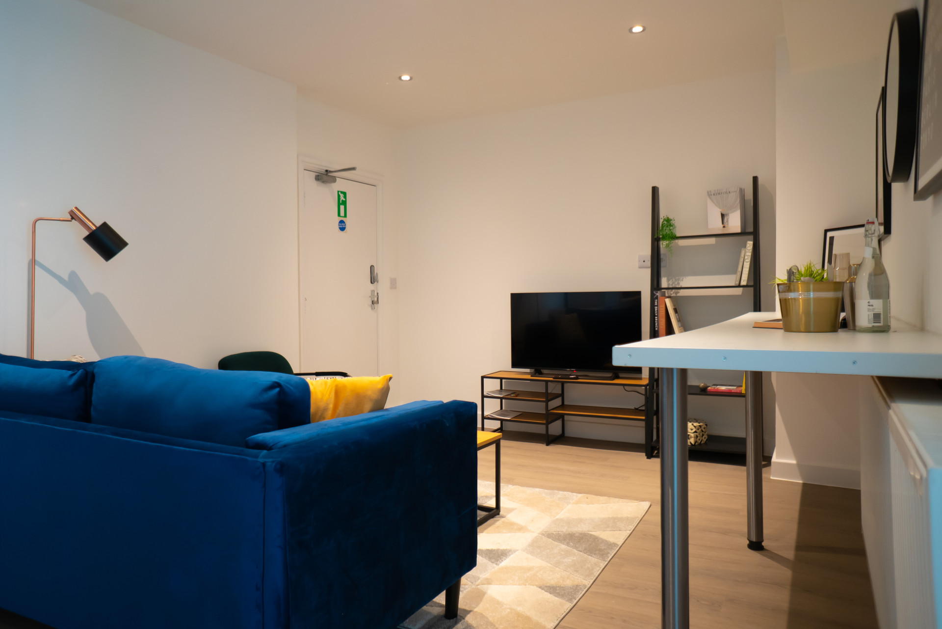  5 Bedroom House  -  Maine Road  - Gallery -  4