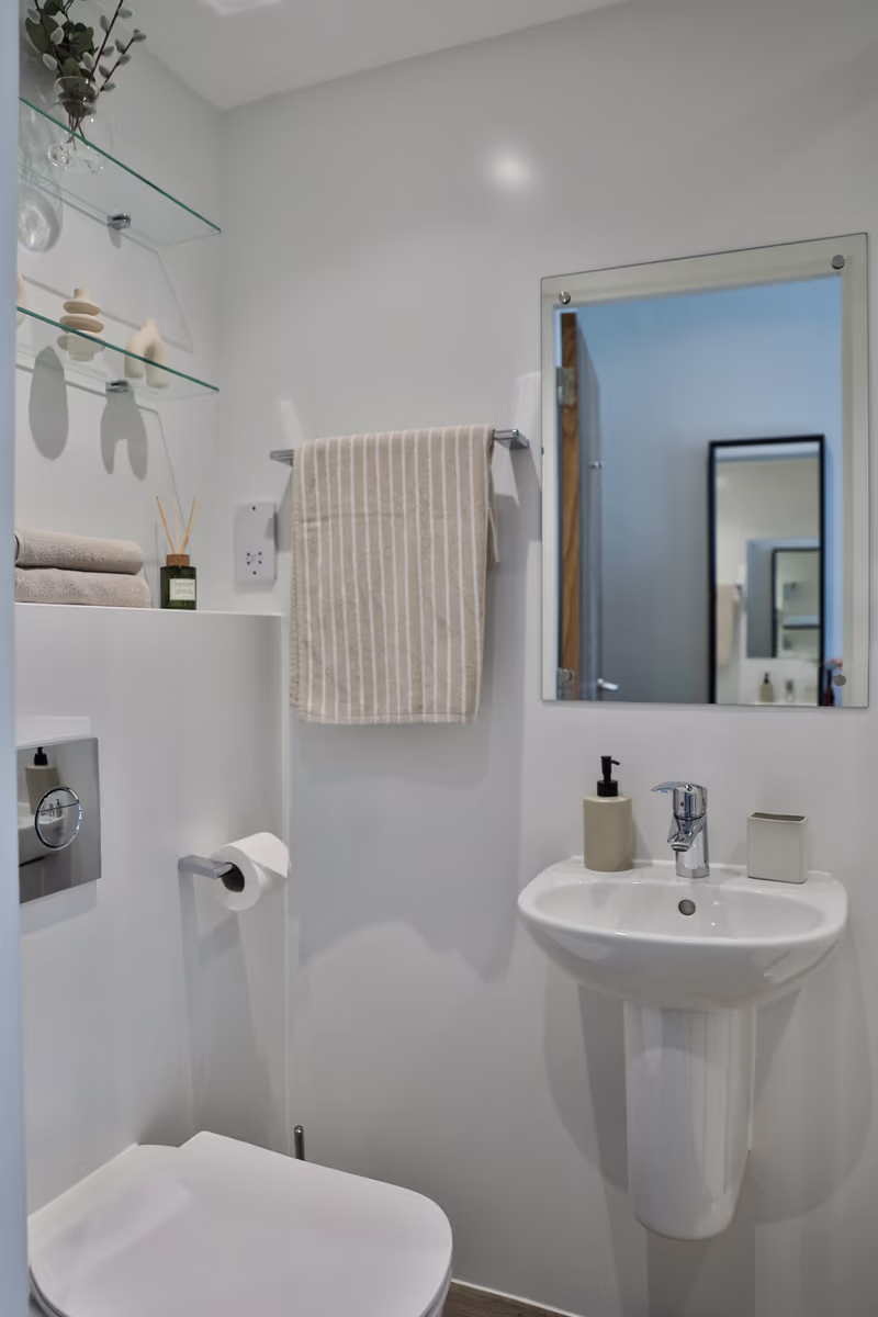  Premium Bigger 4 Bed Apartment  -  St Mary’s  - Gallery -  6