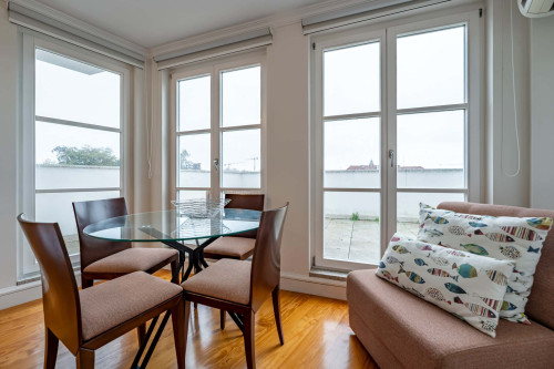Modern and welcoming studio in the Clérigos neighbourhood