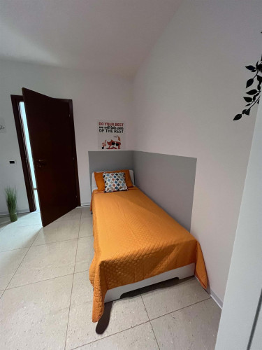 Via Del Brennero 136 - Stanza 61