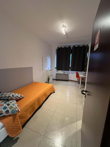 Via Del Brennero 136 - Stanza 65