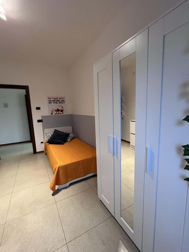 Via Del Brennero 136 - Stanza 67