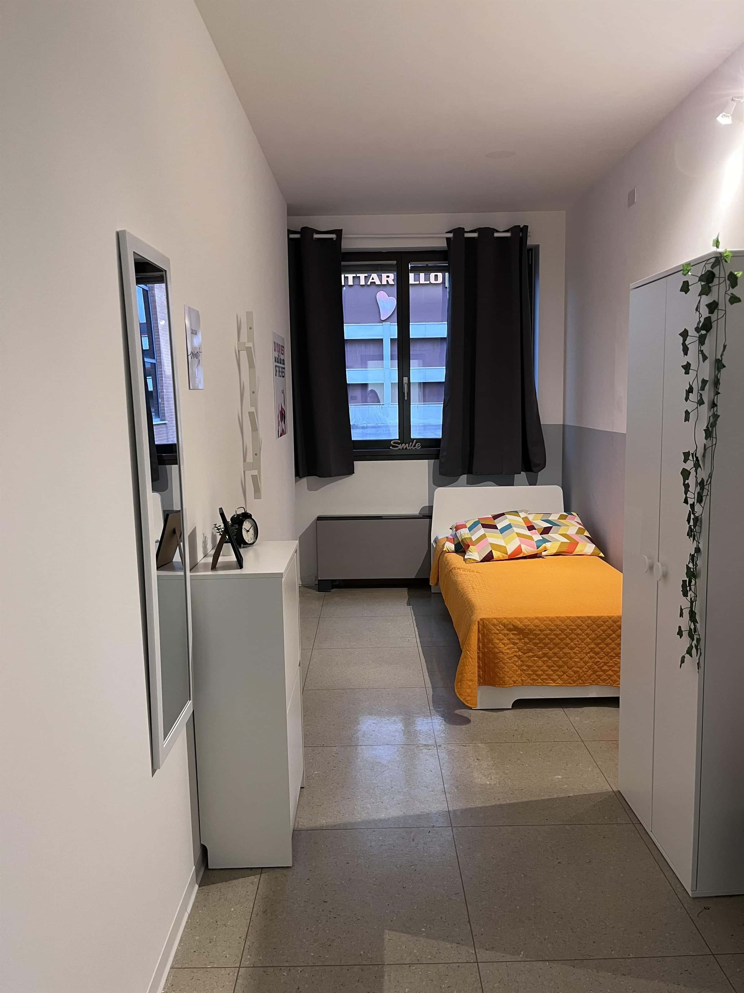 Via Del Brennero 136 - Stanza 71 - 1