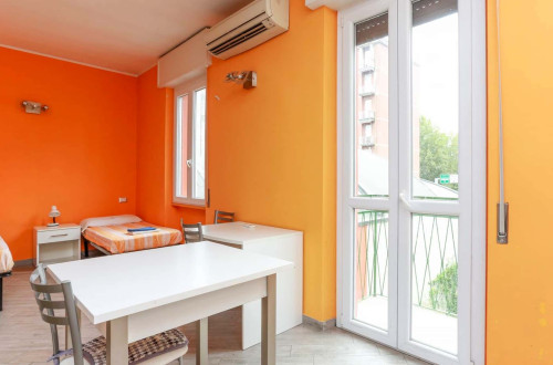 ORANGE STUDIO VIA BORDIGHERA