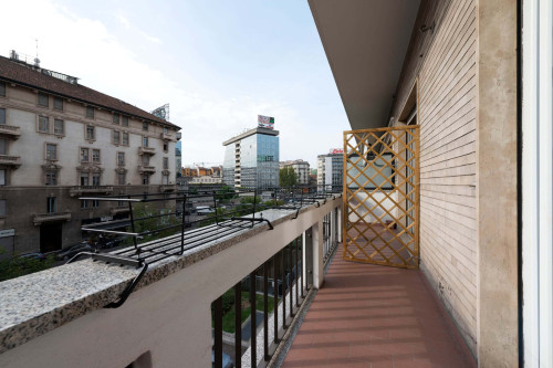 Via Andrea Costa- 4 Bedroom Apartment - Gallery - 12