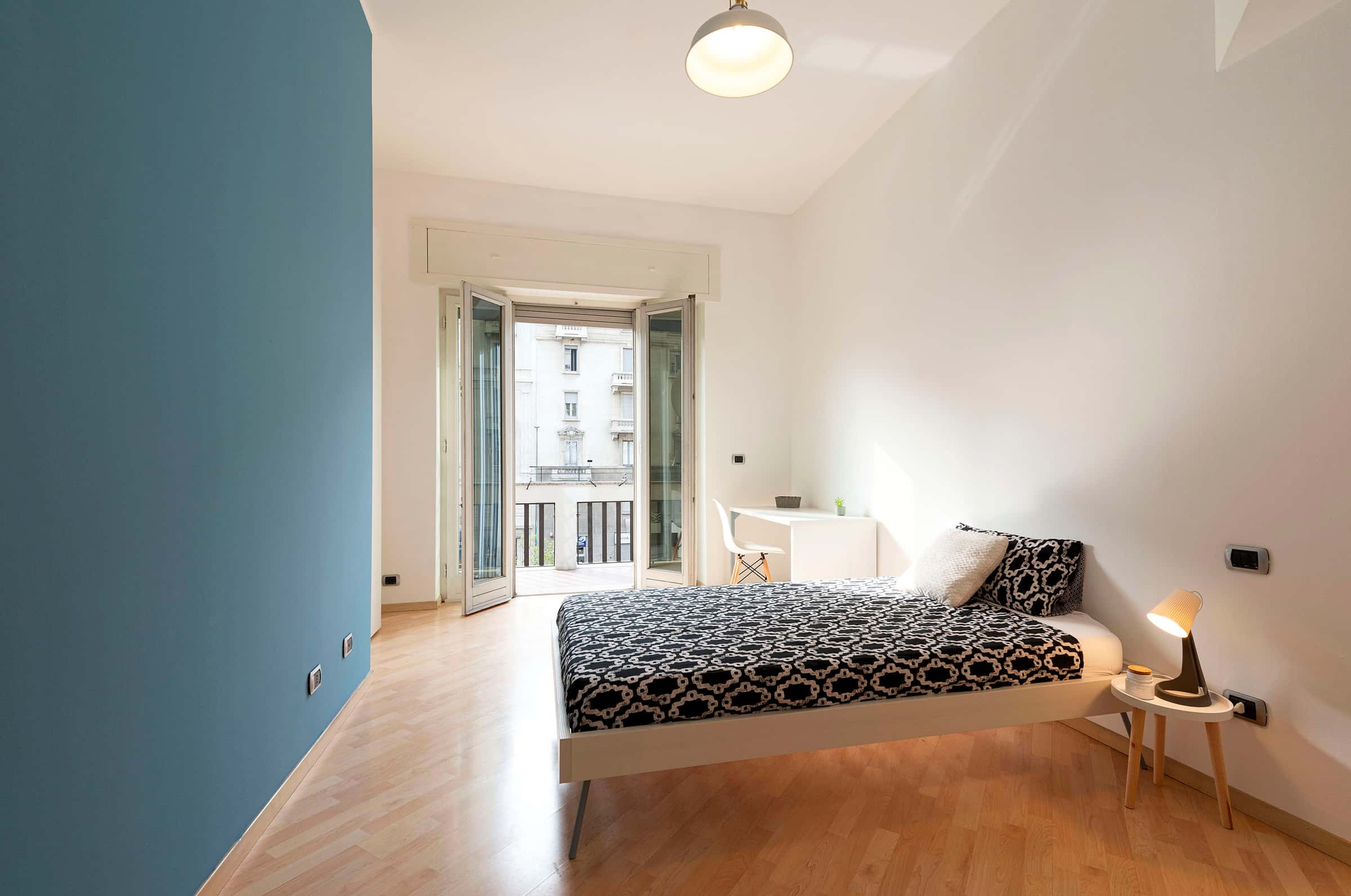 Via Andrea Costa- 4 Bedroom Apartment - Via Andrea Costa- 4 Bedroom Apartment - Gallery - 1