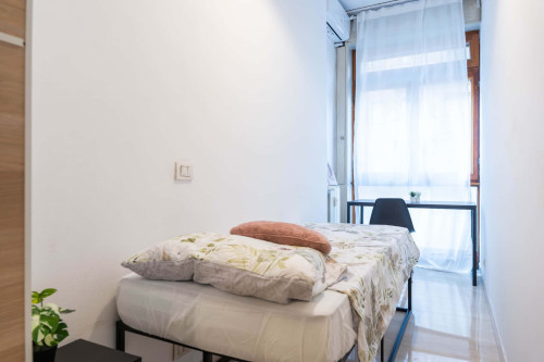 Piazza Imperatore Tito 8 - 4 Bedroom apartment