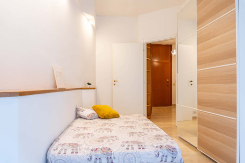 Piazza Imperatore Tito 8 - 4 Bedroom apartment