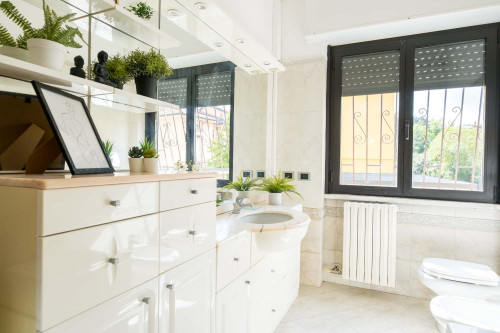 Viale Enrico Fornalini 46 - 3 Bedroom apartment