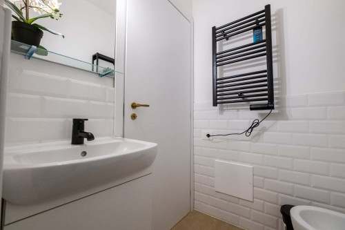 Via Sebino 19 - 4 Bedroom apartment