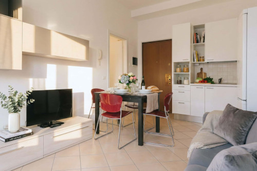 Cozy One-Bedroom Apartment in Milan’s Città Studi District