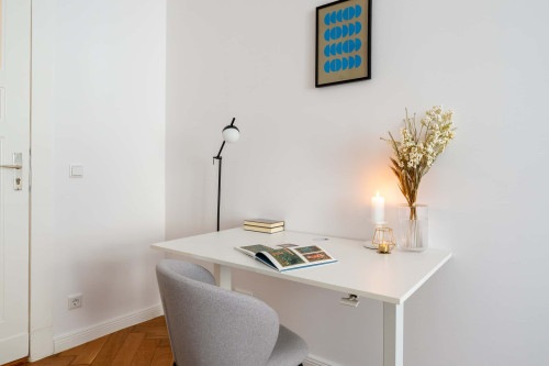 Renovated and elegant 3-Room Apartment in Steglitz #X06