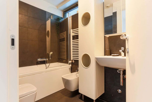 Trilocale con terrazza e Jacuzzi a City Life - Gallery - 7