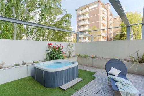 Trilocale con terrazza e Jacuzzi a City Life - Gallery - 25
