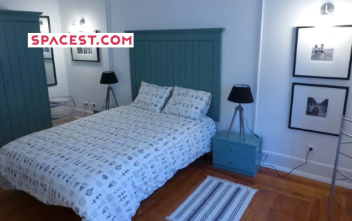 Room in Saldanha, Lisbon - VH III - R2