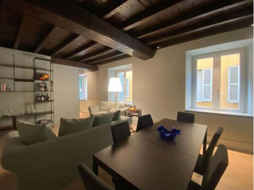 Apartment in Via Fiori Chiari, Milano for 120 m² with 3 bedrooms