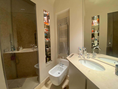 Apartment in Via Fiori Chiari, Milano for 120 m² with 3 bedrooms