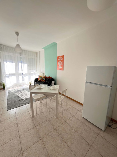 Via 4 Novembre 112/B - Stanza 82