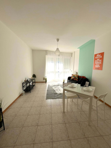 Via 4 Novembre 112/B - Stanza 82  - Gallery -  5