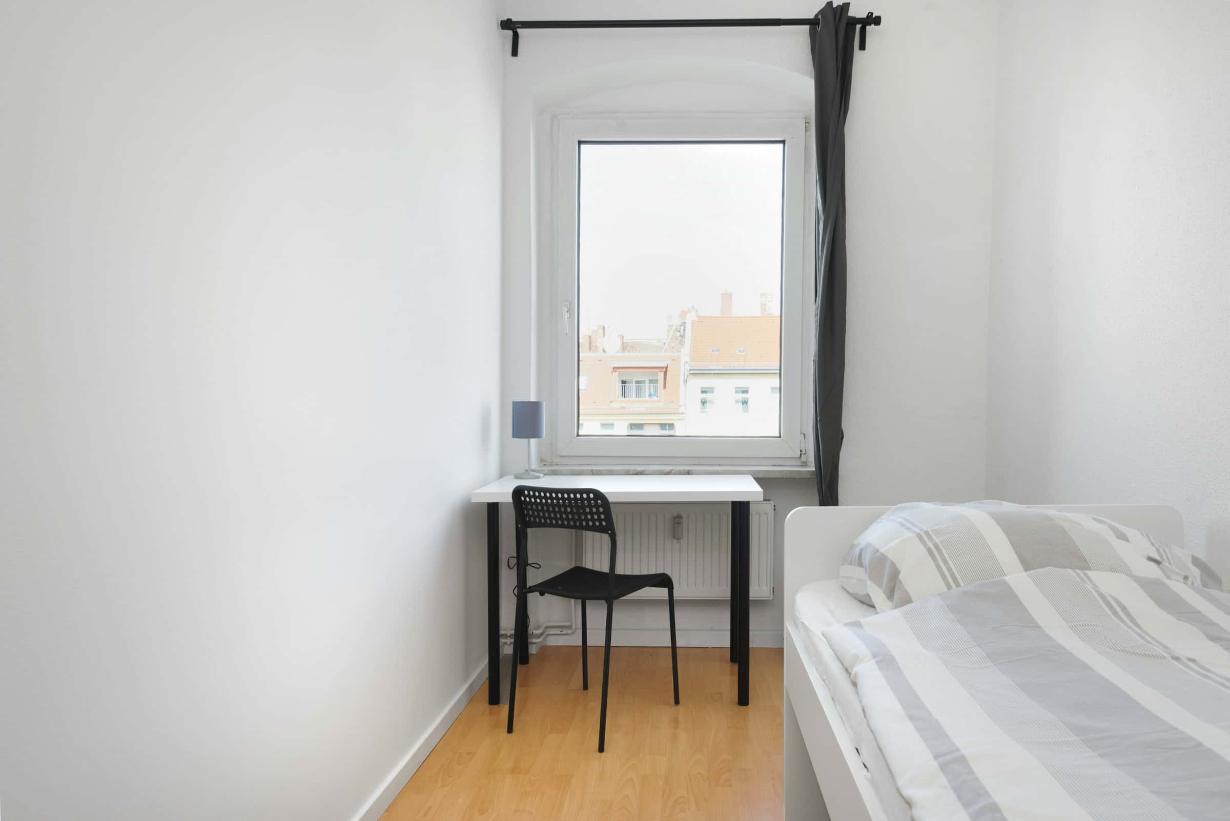  Flughafenstraße 48.4  -  Flughafenstraße 48.4  - Gallery -  1