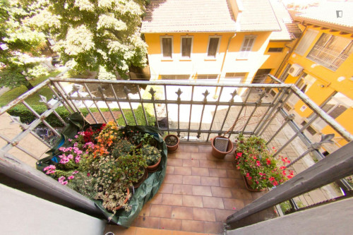 Bed in a big twin bedroom, near the Porta Garibaldi train station - Gallery - 6