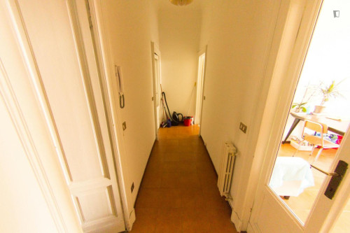 Bed in a big twin bedroom, near the Porta Garibaldi train station - Gallery - 9