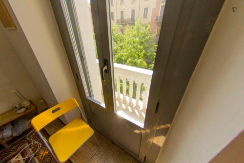 Bed in a big twin bedroom, near the Porta Garibaldi train station  - Gallery -  5