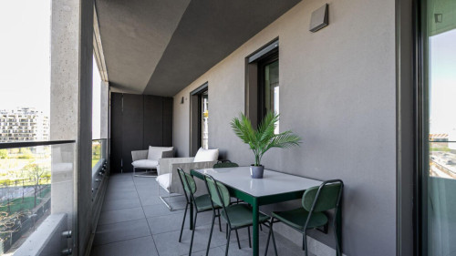 Very welcoming 1-bedroom apartment near the Rho-Fiera train station
