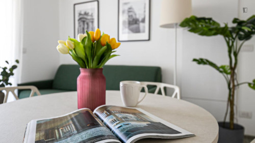 Very welcoming 1-bedroom apartment near the Rho-Fiera train station