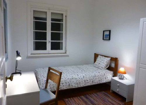 Cosy single room in a 6-bedroom apartment in Saldanha, Lisbon - VH I - Room 5