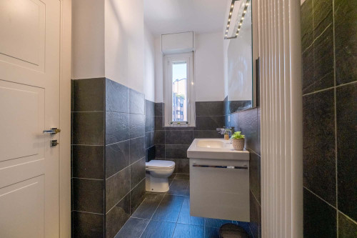 Piazza Carlo Caneva 4 - 3 Bedroom apartment