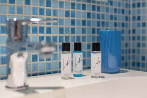 Bilocale con terrazzo in Corso Sempione - Gallery - 12