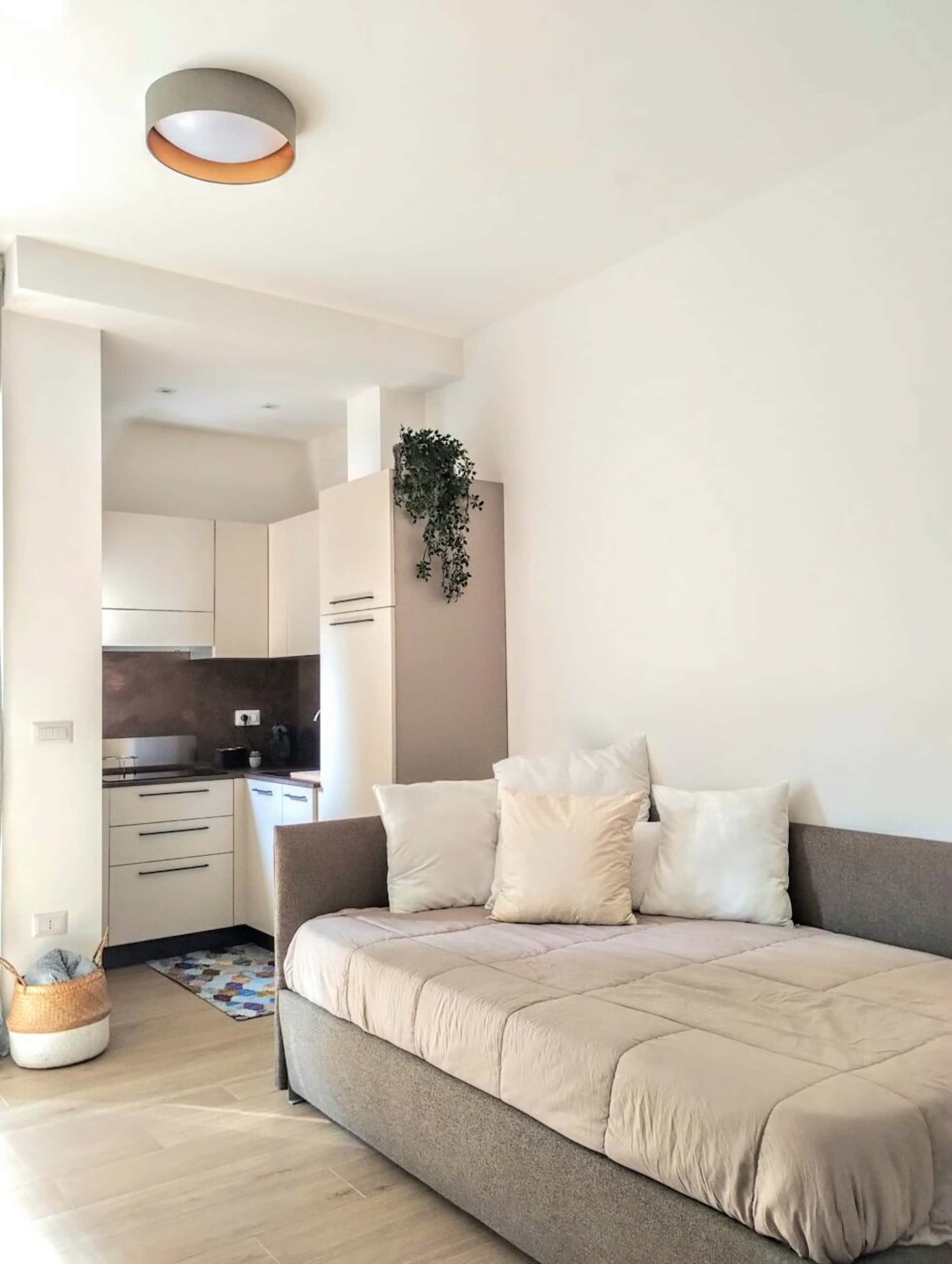  Via Bari  -  Via Bari  - Gallery -  1