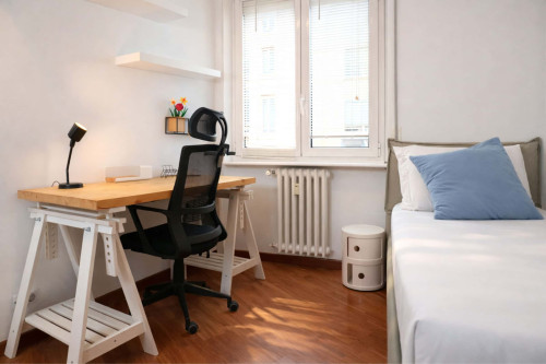 Elegant three-room apartment a few steps from the Politecnico