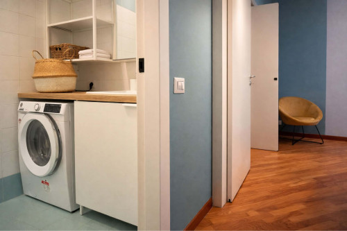 Elegant three-room apartment a few steps from the Politecnico